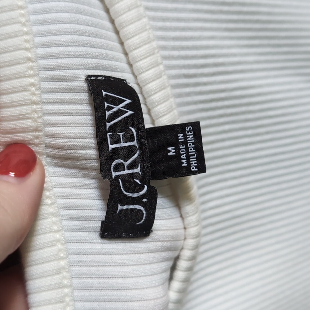NWOT Ribbed Tank - Picture 3 of 4